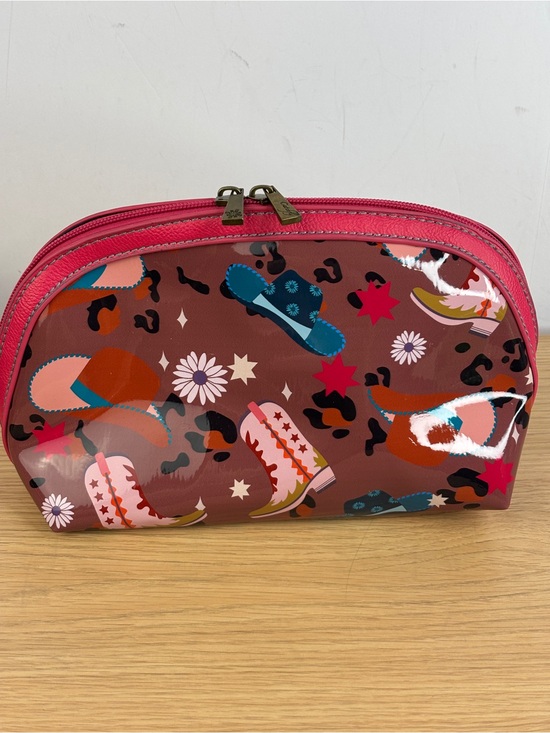 Catchfly Studios Handbags - Catchfly Studios Jelly Dome Vintage Hats and Boots Cosmetic Bag LIKE NEW!